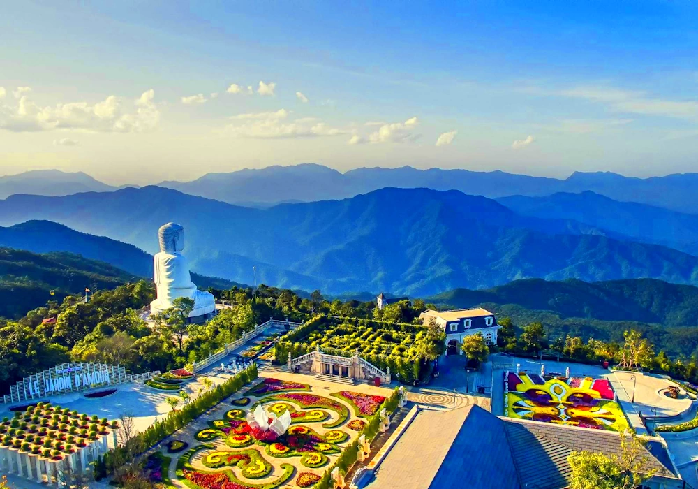 Сады Le Jardin D'Amour на территории Ba Na Hills